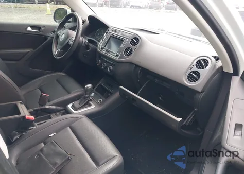 2017 Volkswagen Tiguan S/Limited z USA, uszkodzony, nr VIN WVGAV7AXXHW508104